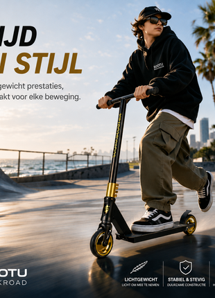 Suotu Stuntstep Zwart/Goud
